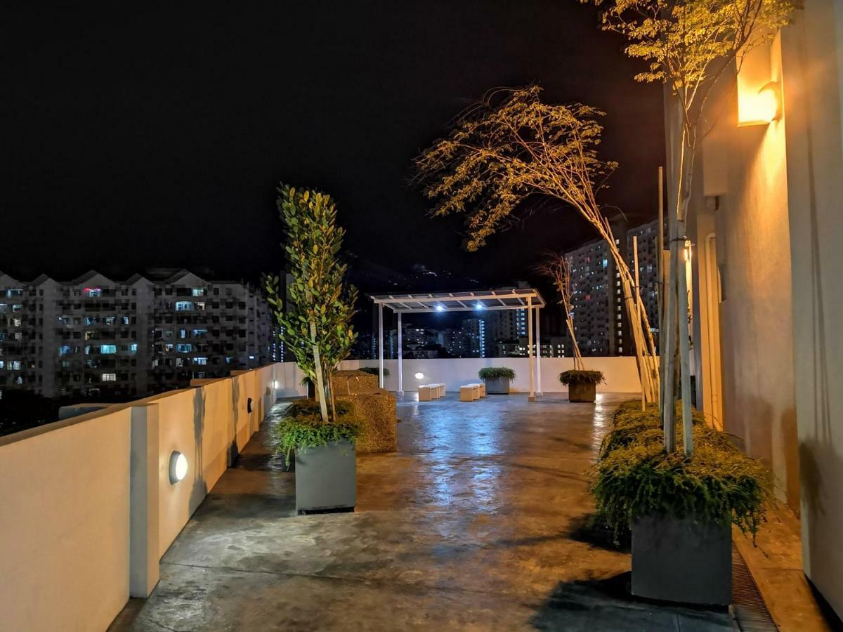 Strait Garden X Ace Pro @ * George Town