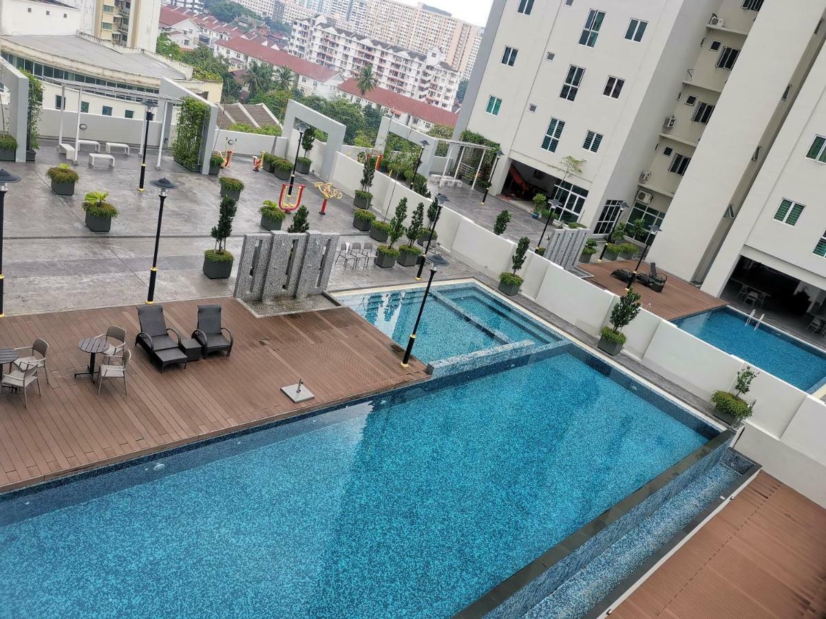 Apartment Strait Garden X Ace Pro @